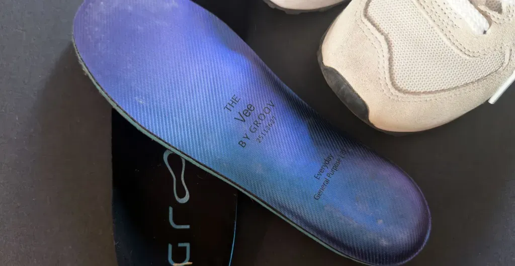 3D-scanned insole technology using iPhone for custom foot support