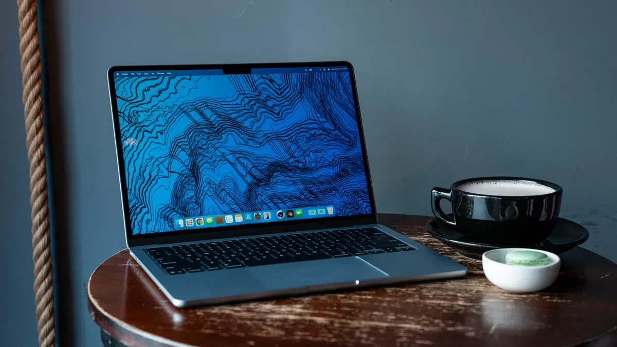 Apple M4 and M5 MacBook models with upgraded specs and discounts