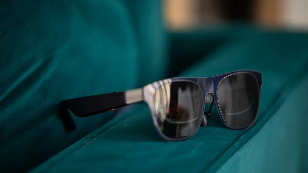 AR glasses in a courtroom setting