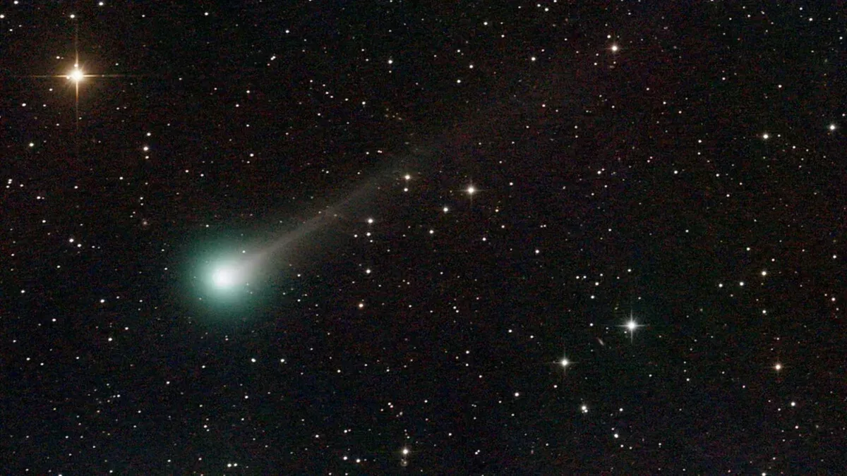Comet C/2025 R3 (PanSTARRS) approaching the sun and Earth in 2026