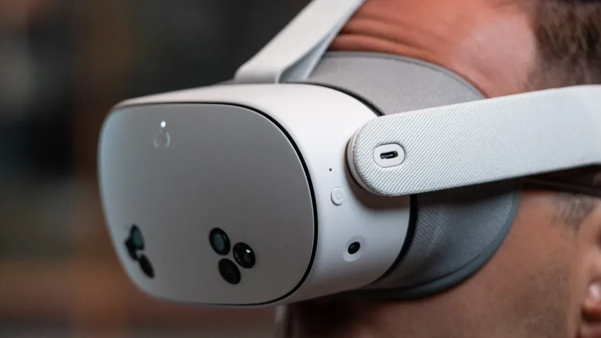 Meta's metaverse strategy shift from VR to mobile platforms