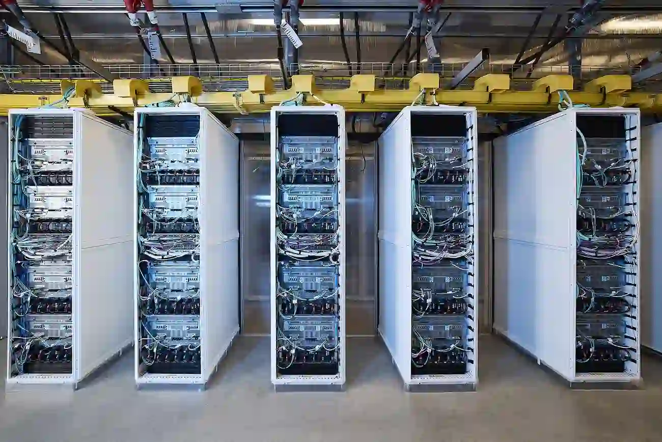 Microsoft Data Center Power Outage Disrupts Key Services