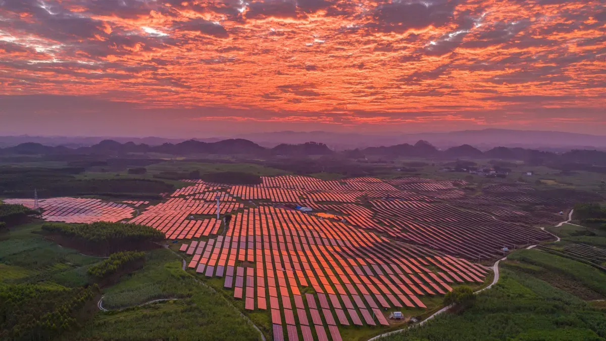 China's Carbon Emissions Flatline for 21 Months Amid Renewable Energy Surge